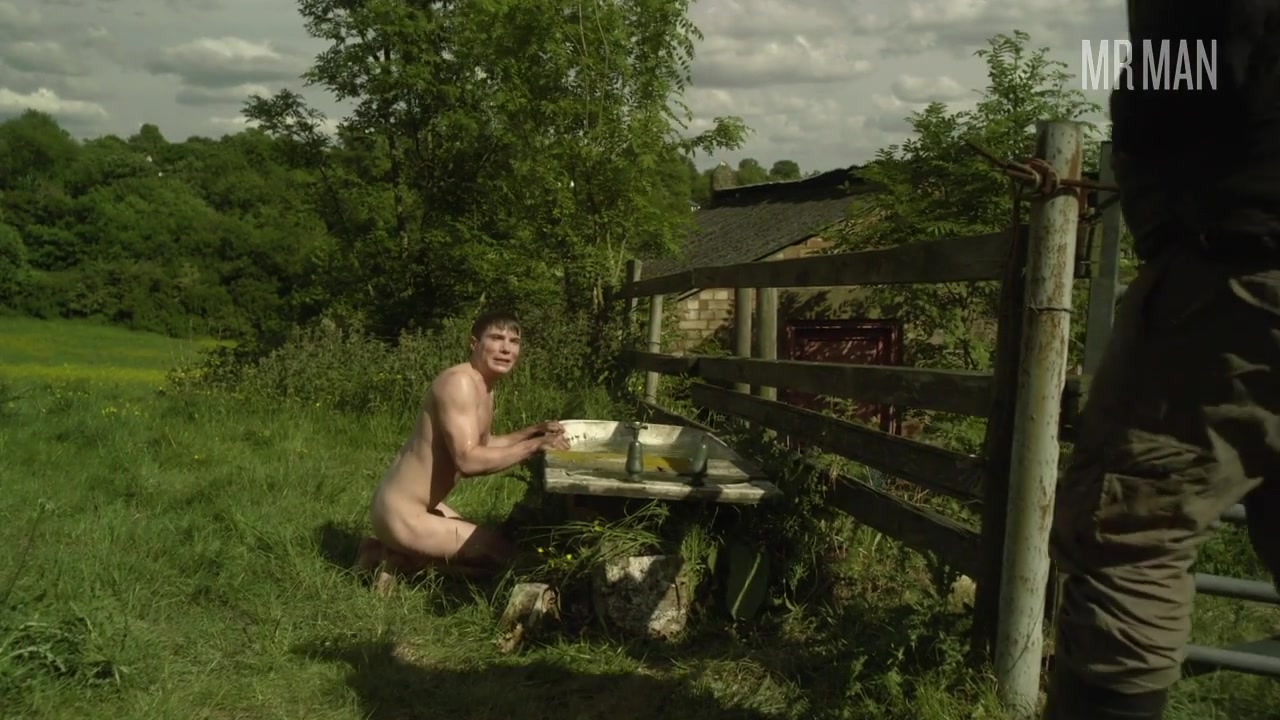 Body Of Work: Joe Dempsie - Mr.Man