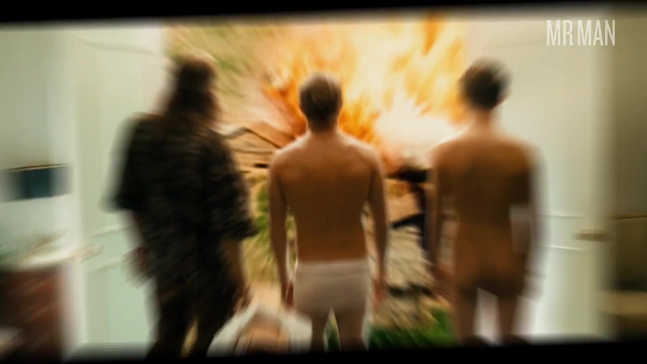 Battle Of The Bulge: Shia LaBeouf vs James McAvoy - Mr.Man
