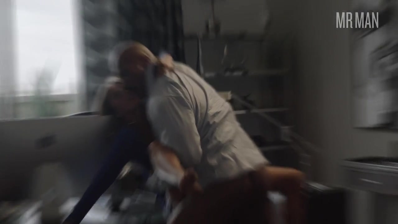 Battle of the Bulge: Dwayne The Rock Johnson vs. Jason Momoa - Mr.Man