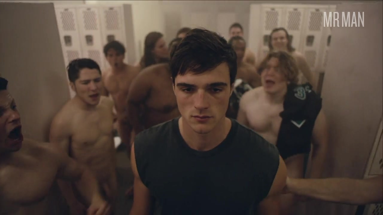 Battle of the Bulge: Noah Centineo vs Jacob Elordi - Mr.Man