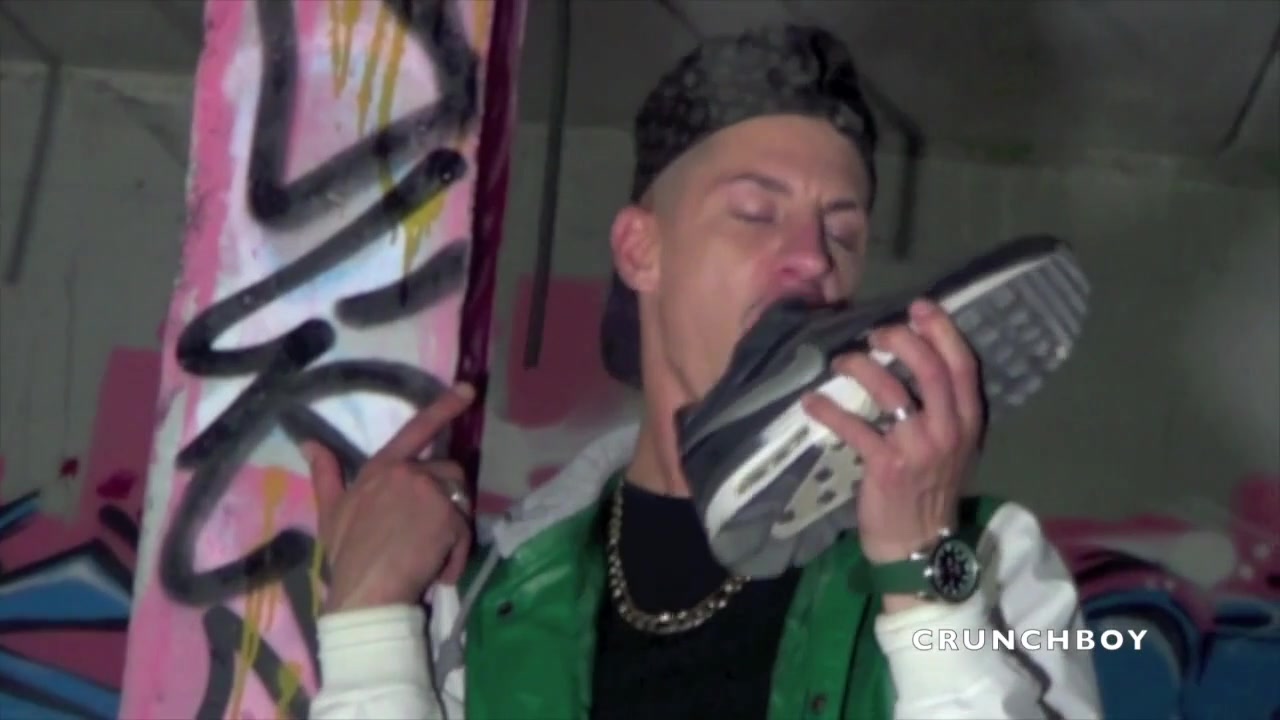 Slut fucked hard Arab bad boy in exhib - CrunchBoy