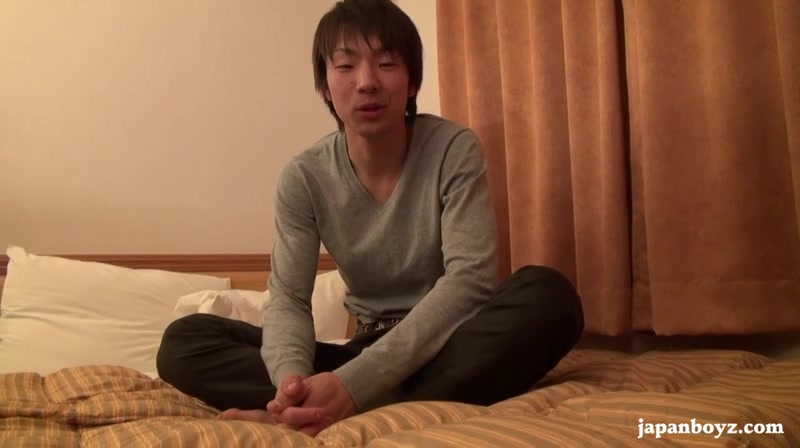 Satoshi - Bisexual Athlete Jerks Off - JapanBoyz