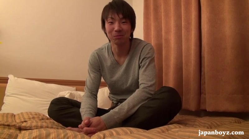 Satoshi - Bisexual Athlete Jerks Off - JapanBoyz