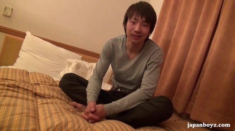 Satoshi - Bisexual Athlete Jerks Off - JapanBoyz