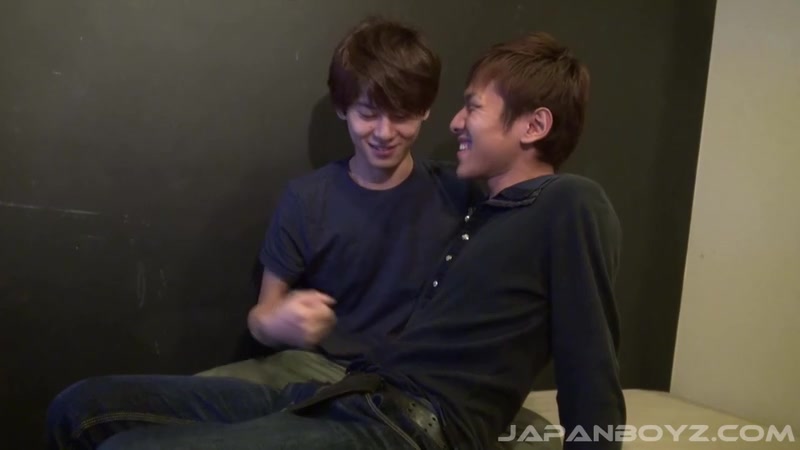 Enjoying The Boy - JapanBoyz
