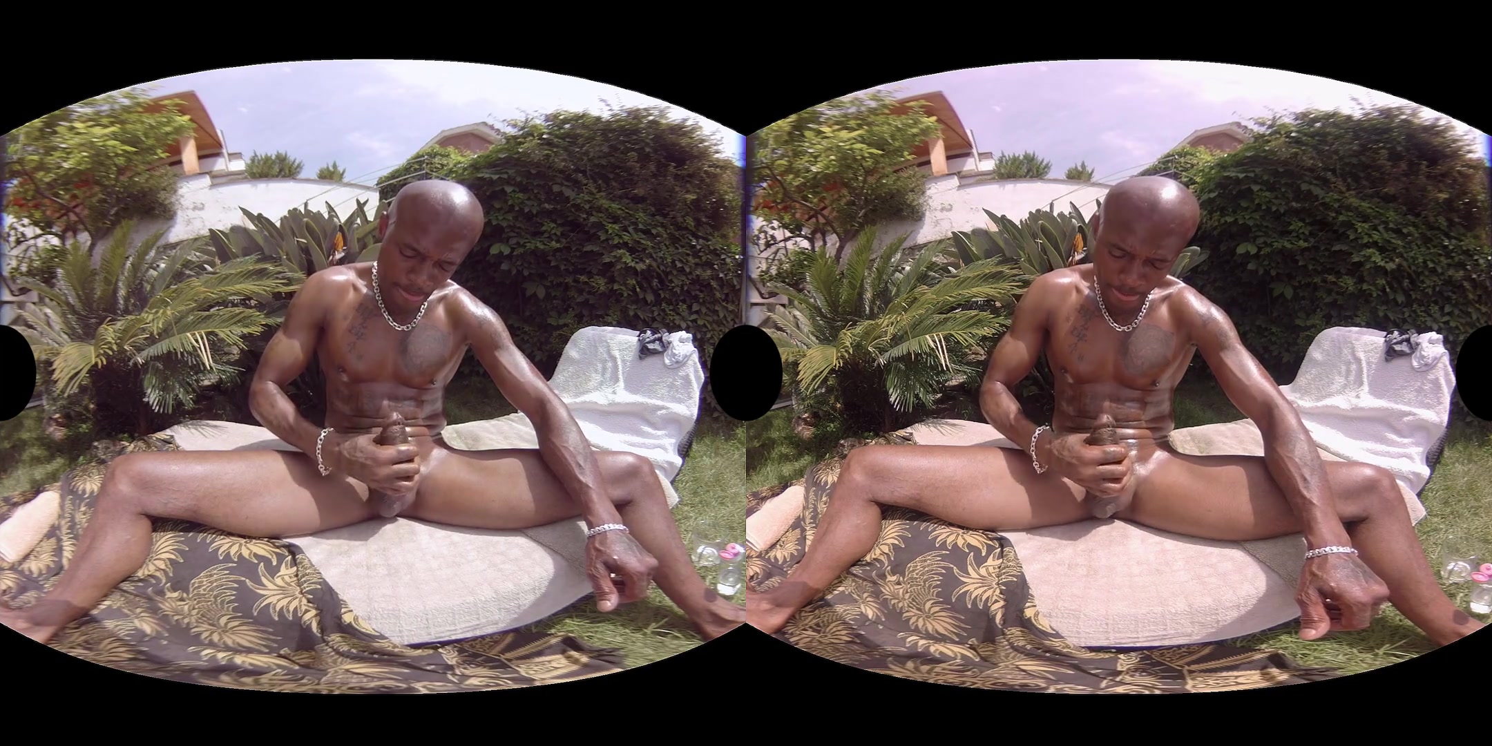 Sensi in Hot Garden - SexLikeReal Gay