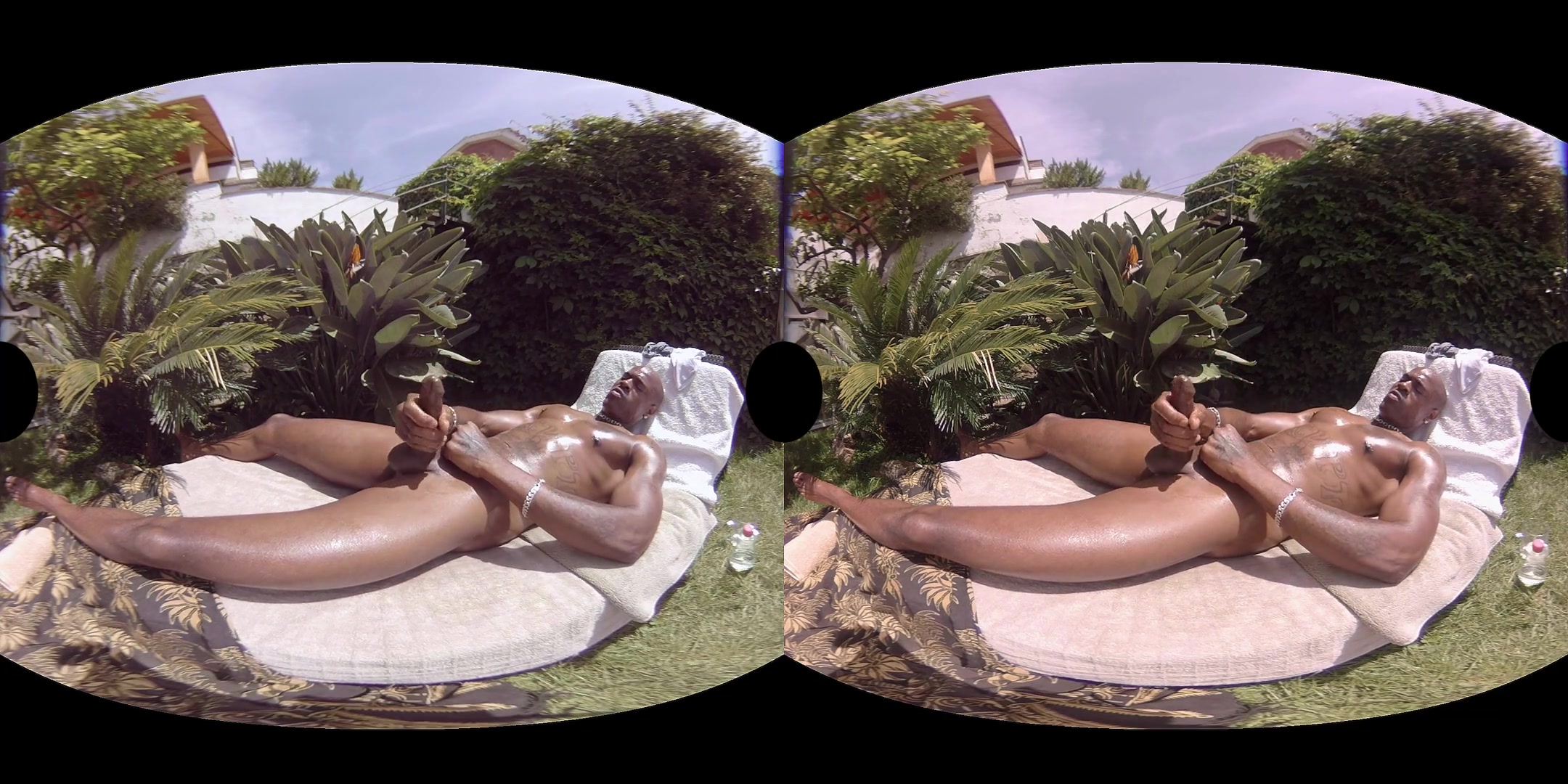 Sensi in Hot Garden - SexLikeReal Gay