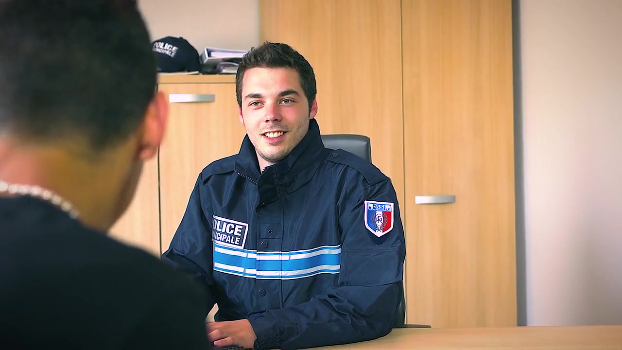 MenoBoy - Officer, I just Got Robbed...