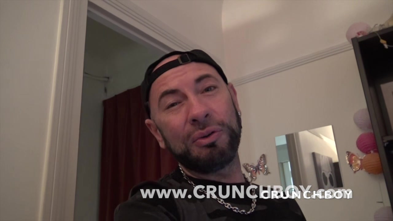 Hugo TARA fucked by the GIUT GUY the pornstar of CAM4