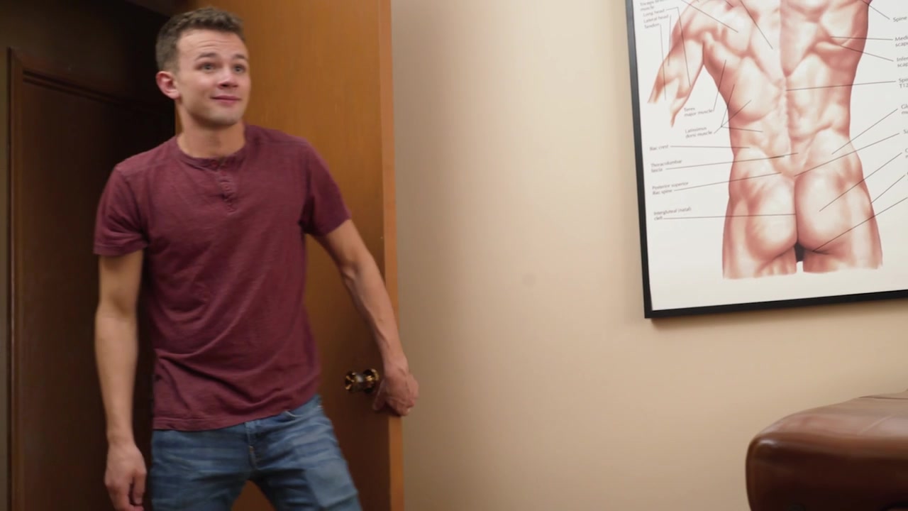 STORY: Logan & Dr. WolfCHAPTER 5: Doctors Office 2 - FunSizeBoys