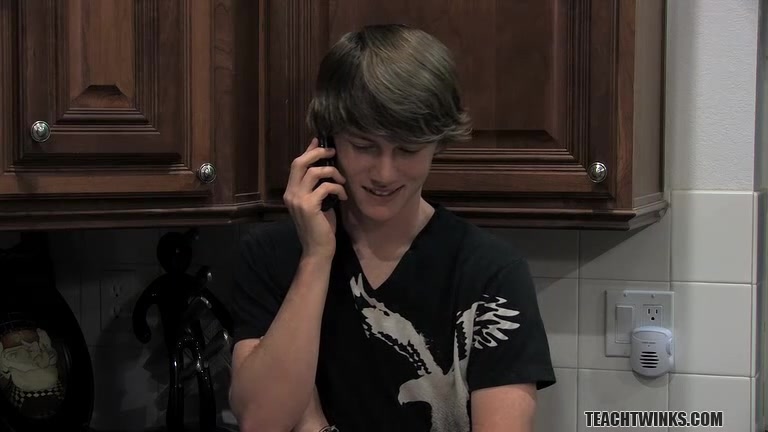 Home Alone Horny Twinks - Jeremy Sommers & Levon Meeks