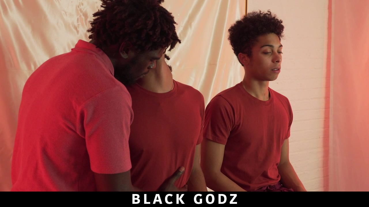 Body Worship,Devin Trez, Marcus Lebronx, Derek Kline - BlackGodz