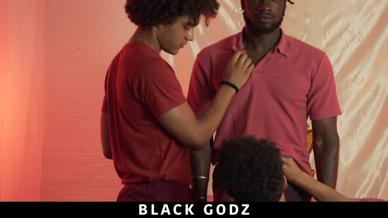 Body Worship,Devin Trez, Marcus Lebronx, Derek Kline - BlackGodz