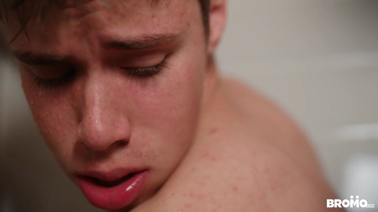 Bo Sinn & Adam Awbride in Bathroom Bang: Bareback - BROMO