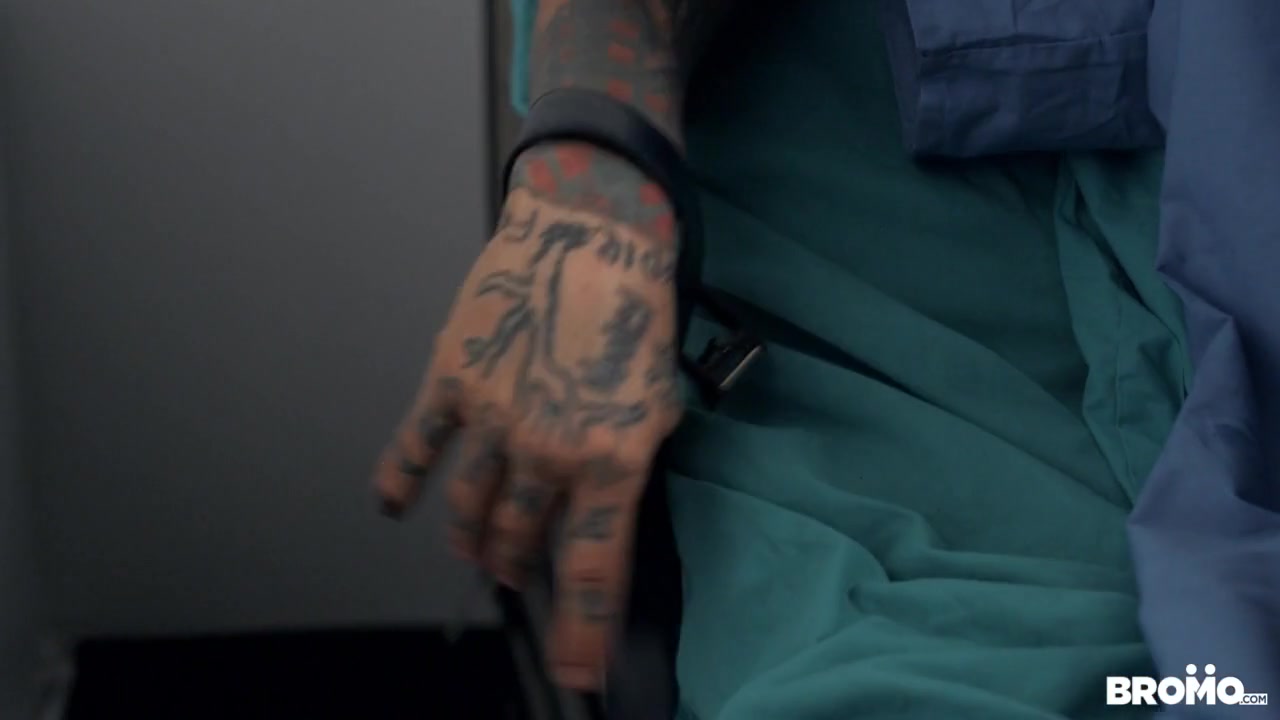 Bo Sinn & Lev Ivankov in Clinically Hard - BROMO
