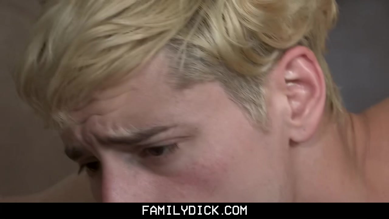 FamilyDick - Hairy Stepdad Barebacks His Blond Stepson