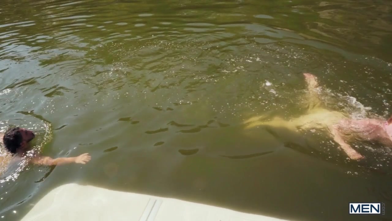 Xavier Cox & Kyle Connors in Captain Rapid 3: Bareback - MenNetwork