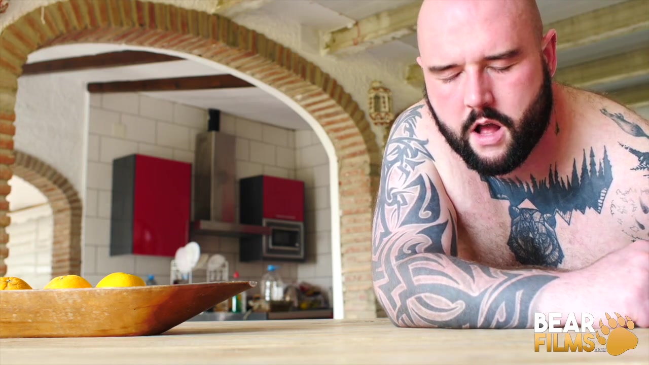 Adam Jones and Justin West - Juicy Bear - BearFilms