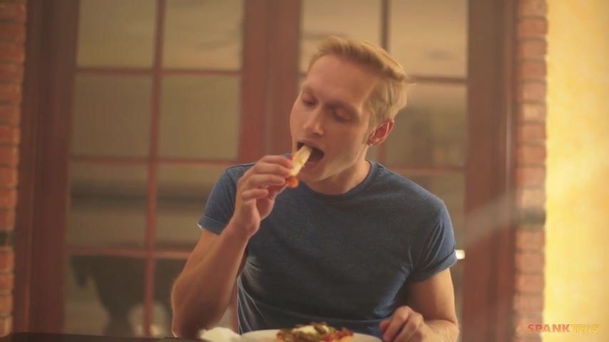 Max Carter & Dustin Cook in Taquito Thief - SpankThis