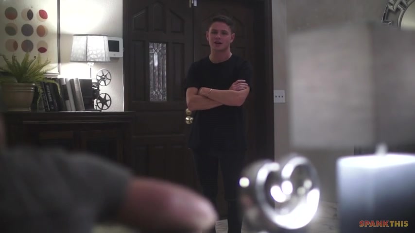 Max Carter & Dylan Hayes in Skilled Hands - SpankThis