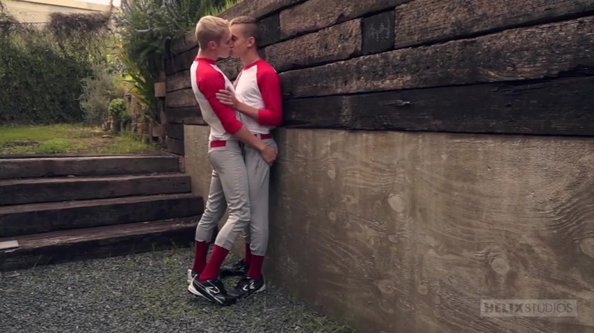 Max Carter & Ian Levine in Behind the Dugout! - HelixStudios
