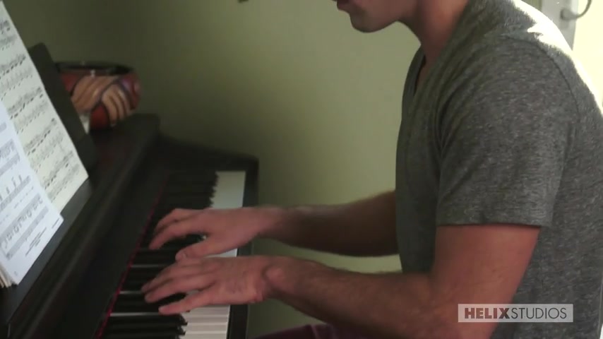 Oliver Hudson & Brad Chase in Tuning the 8 Inch Pianist - HelixStudios