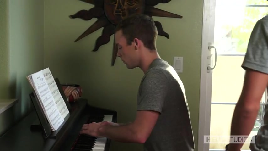Oliver Hudson & Brad Chase in Tuning the 8 Inch Pianist - HelixStudios