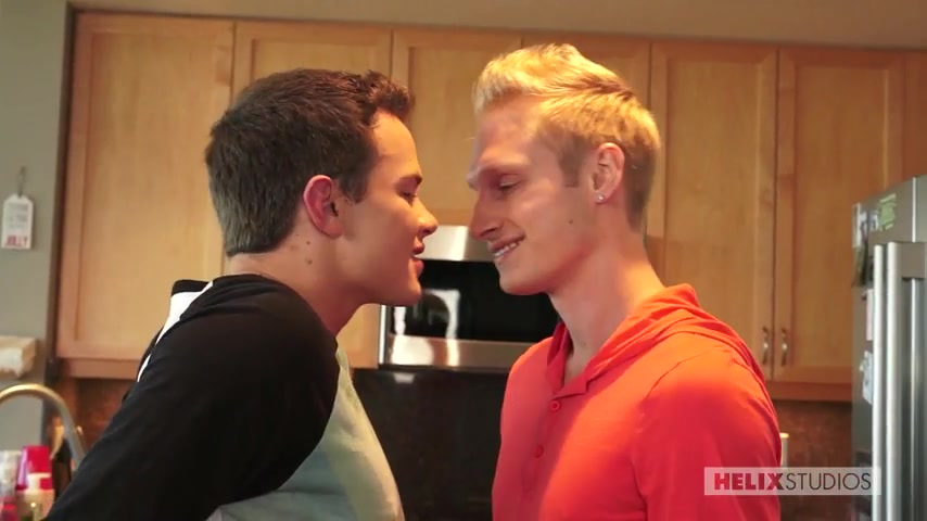 Max Carter & Logan Cross in Show Me What You Got - HelixStudios