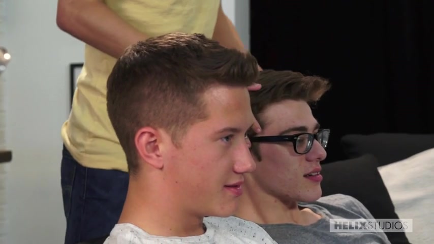 Tyler Hill & Blake Mitchell & Noah White in Gamer Threesome - HelixStudios