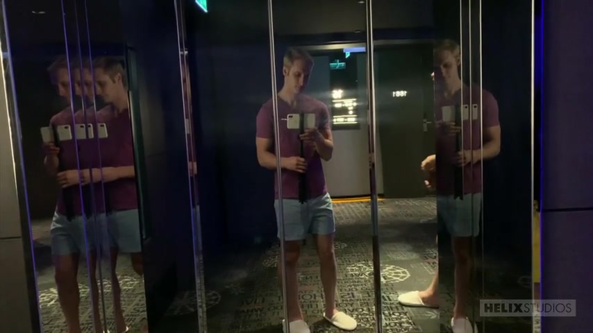 Max Carter & Kyle Ross in Kyle & Max’s EuroTrip: England - HelixStudios