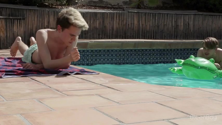 Cody Wilson & Paxton Ward in Horny Pool Boys - 8TeenBoy