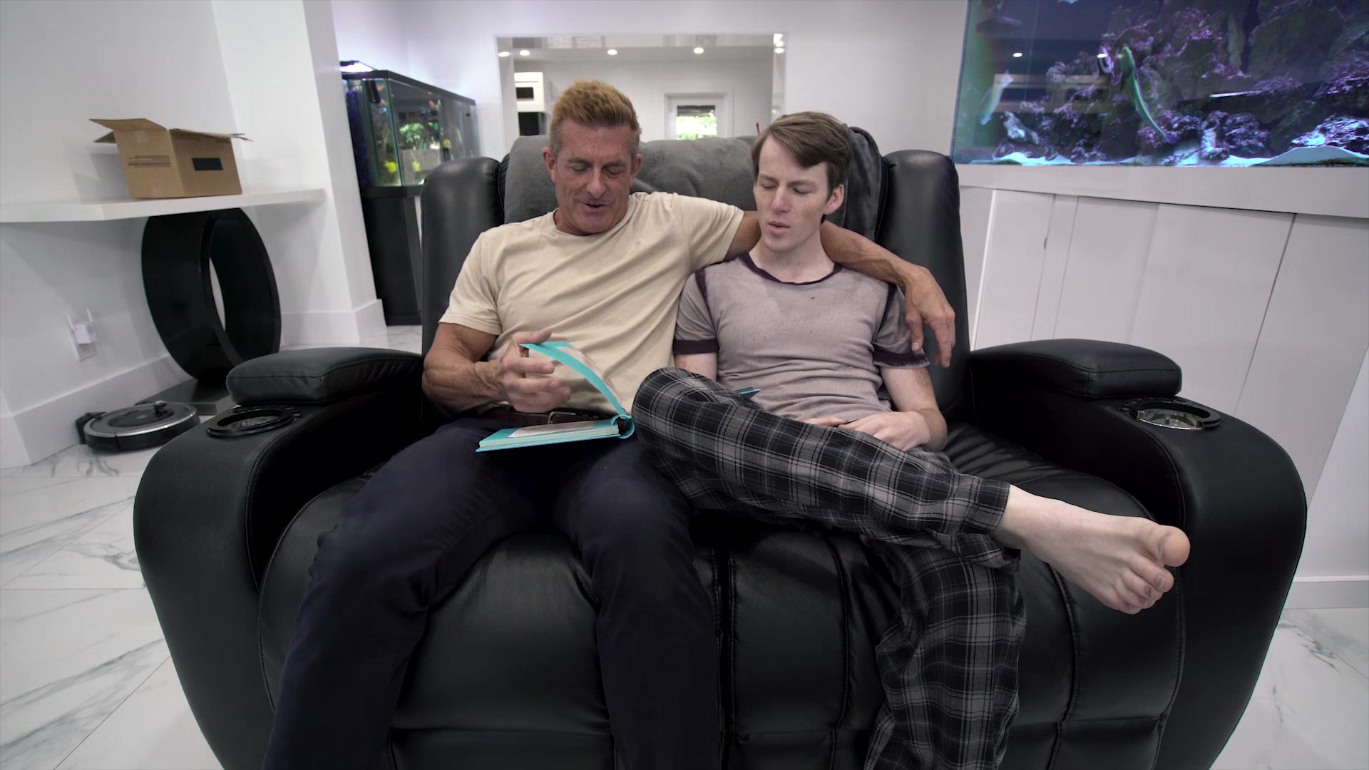 FamilyDick - Stepdad Pounds His Boy’s Asshole During A Nostalgic Bonding Moment