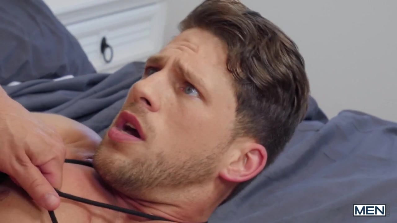 Roman Todd & Bruce Beckham in Why Knot: Bareback - MenNetwork