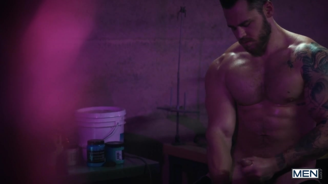 Matthew Camp & Liam Lee in Camp Chaos - Hell's Kitchen: Bareback - MenNetwork
