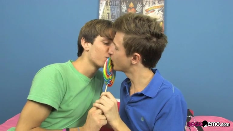 An Orgasmic Treat For Horny Boys - Chad Hollywood & Nathan Stratus