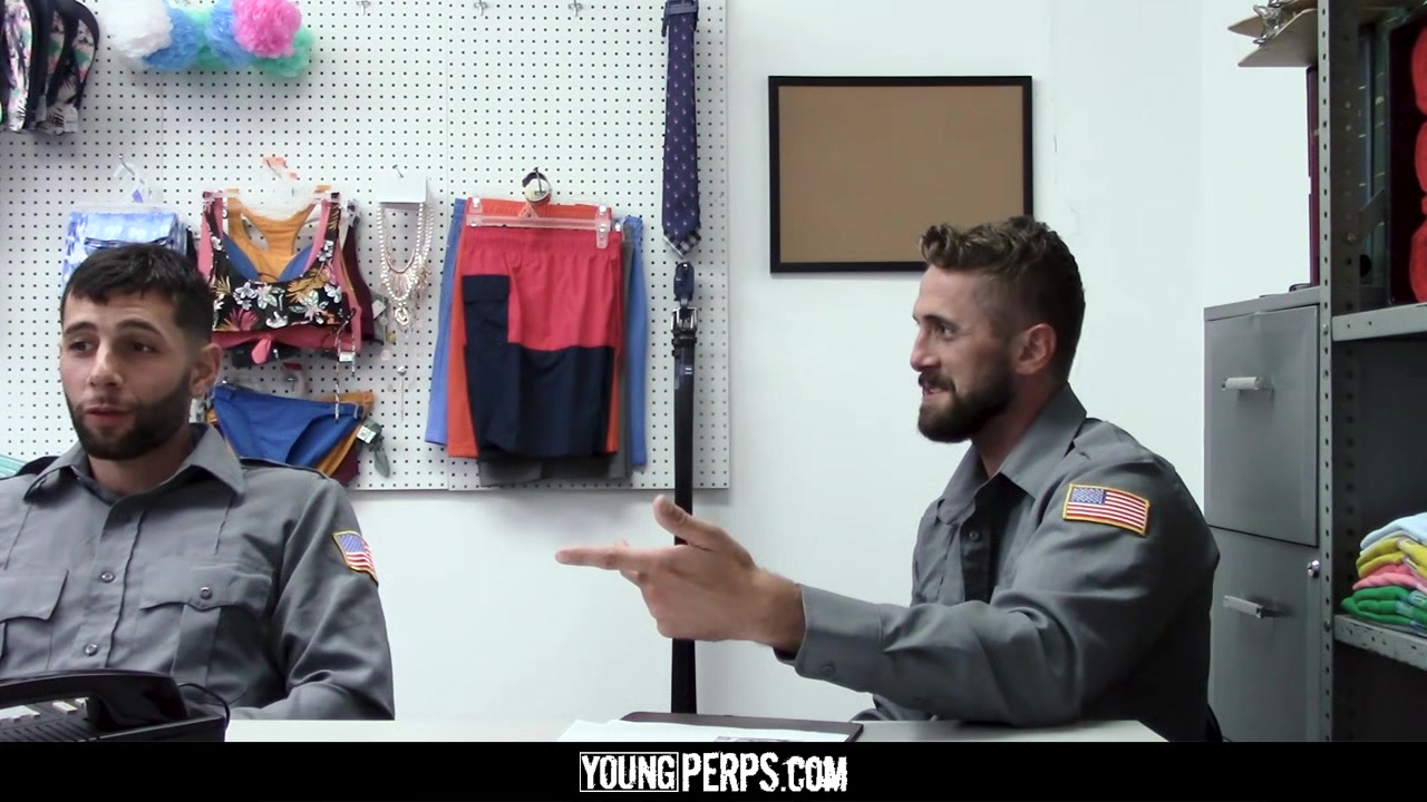YoungPerps - Security Officer Sucks His Coworkers Thick Cock On The Job