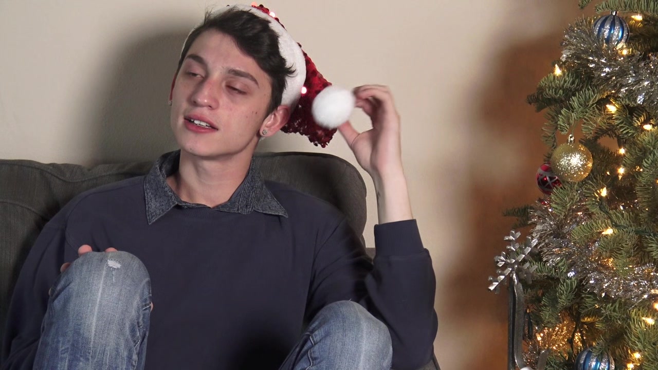 Hung 8teenBoy Lucas Burke jerks off on the couch