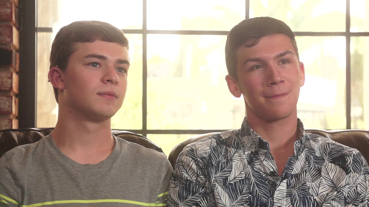 Hung Helix twink Jared Scott pounds country boy Collin Adams RAW