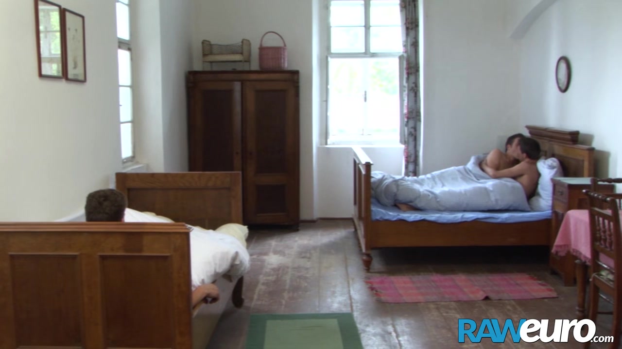 RAWEURO Twink Billy Dexter Fed Cock In Bareback Threesome