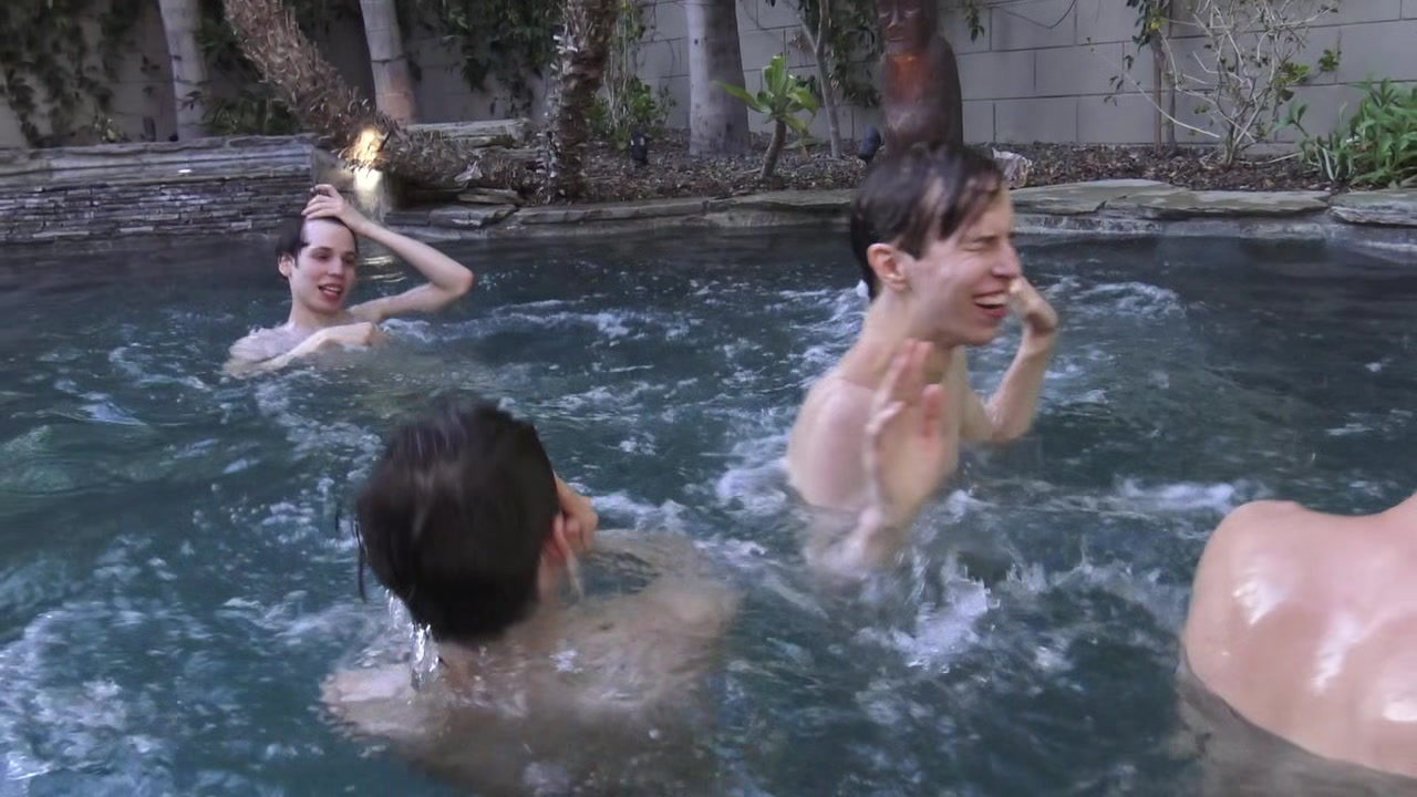 Bareback teen 18+ Orgy