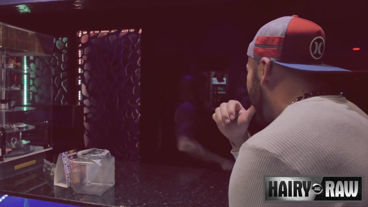 Parker Logan and Leo Forte - Watch Me If You Dare - HairyandRaw