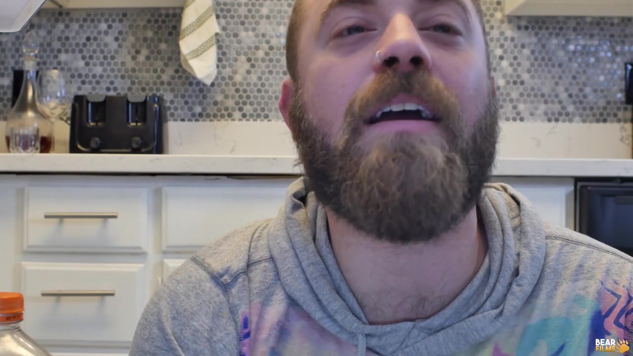 Brad Kalvo and Kosher Pig - Feed the Pig - BearFilms