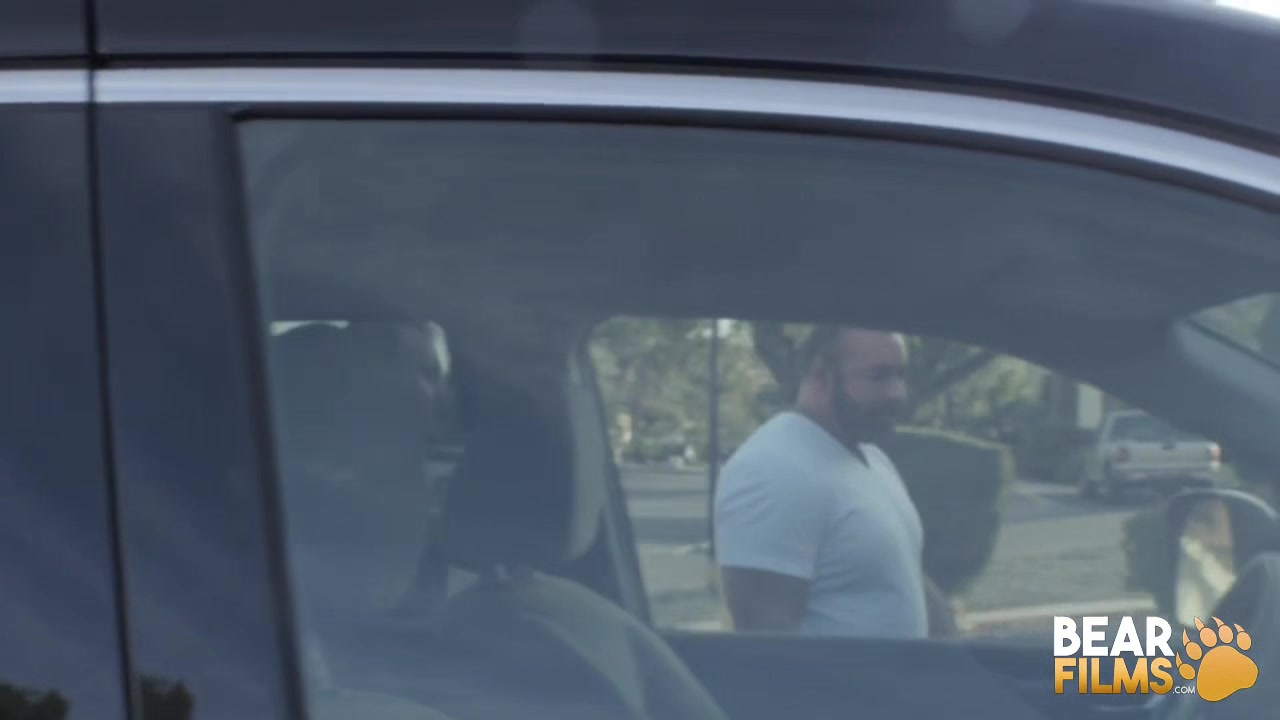Brad Kalvo and Dean Gauge - Roadside Pickup - BearFilms