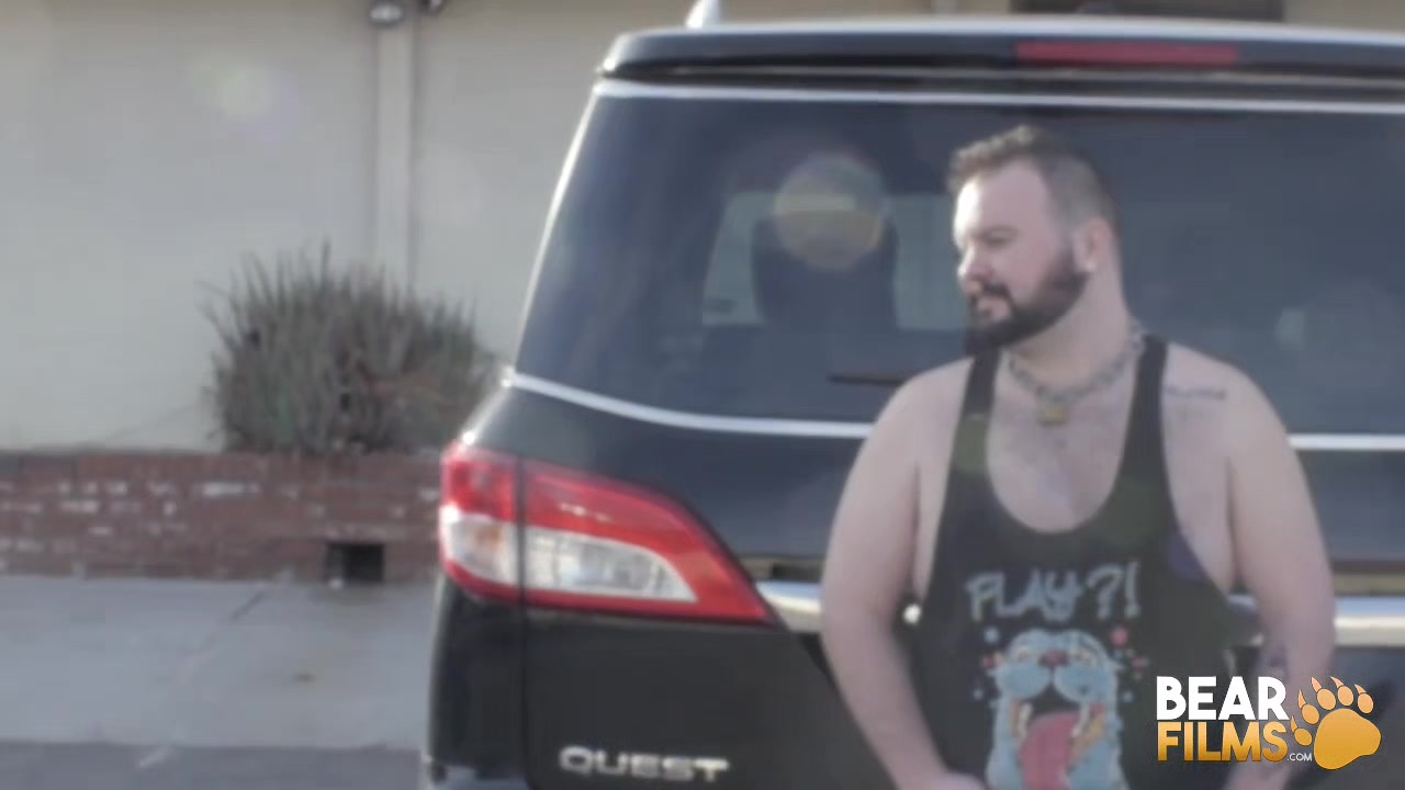 Brad Kalvo and Dean Gauge - Roadside Pickup - BearFilms