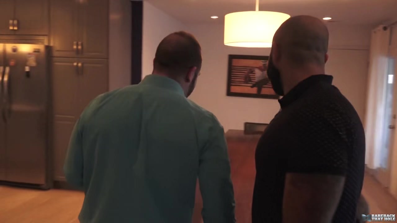 Atlas Grant and Chip Young - House Hunters - BarebackThatHole