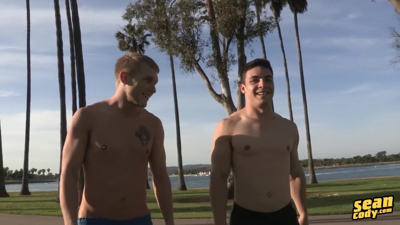 Ollie & Pete: Bareback - SeanCody