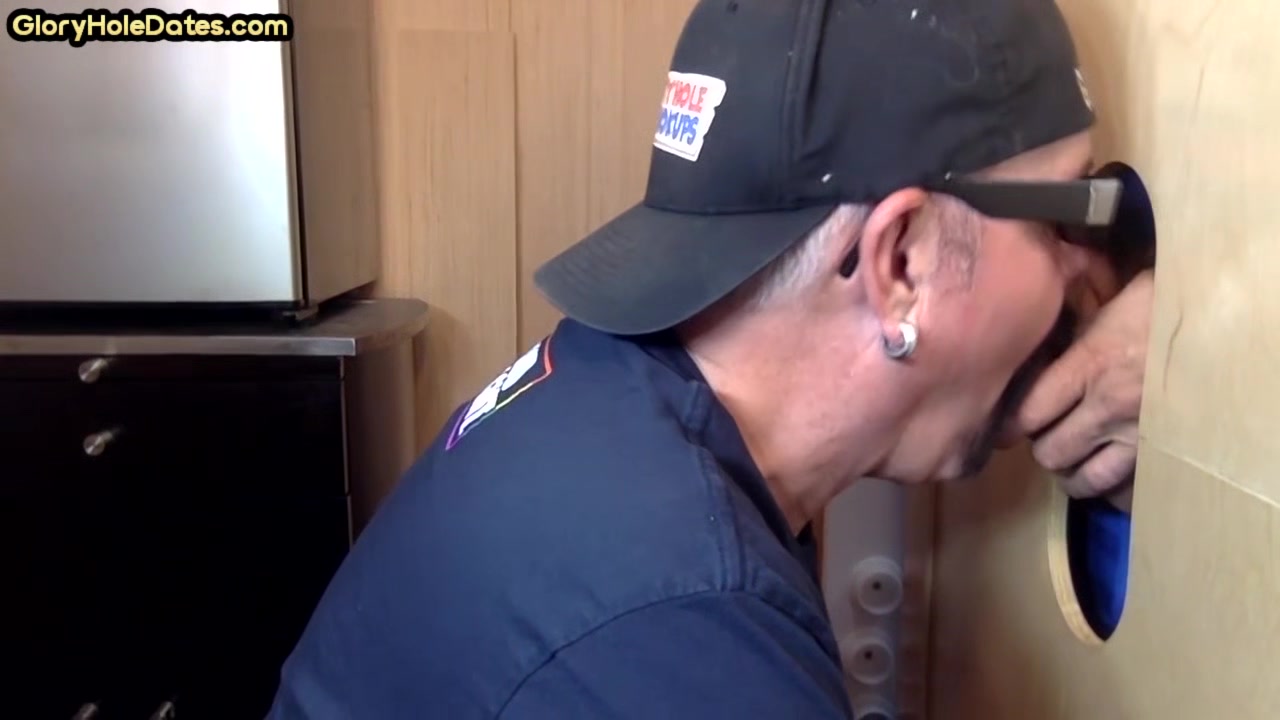 Gloryhole amateur mature gay deepthroats cock in home video