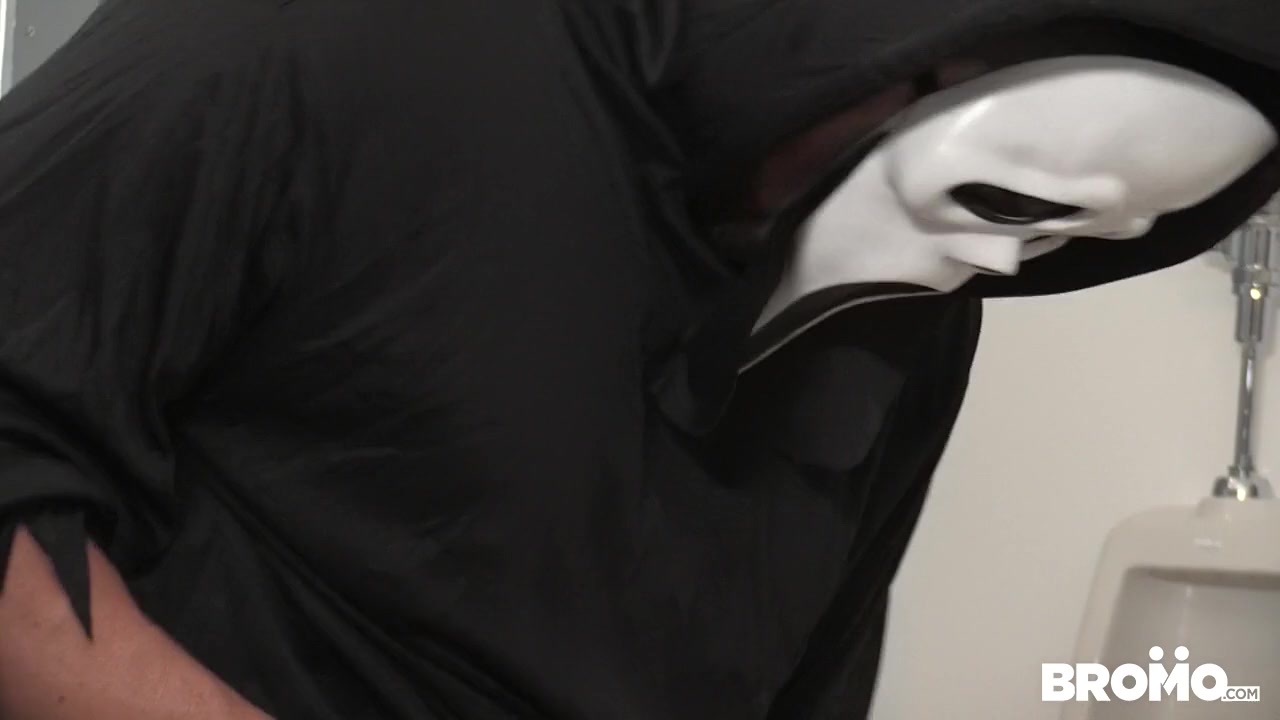 Cream For Me - A XXX Parody #2, Scene 1 - BROMO