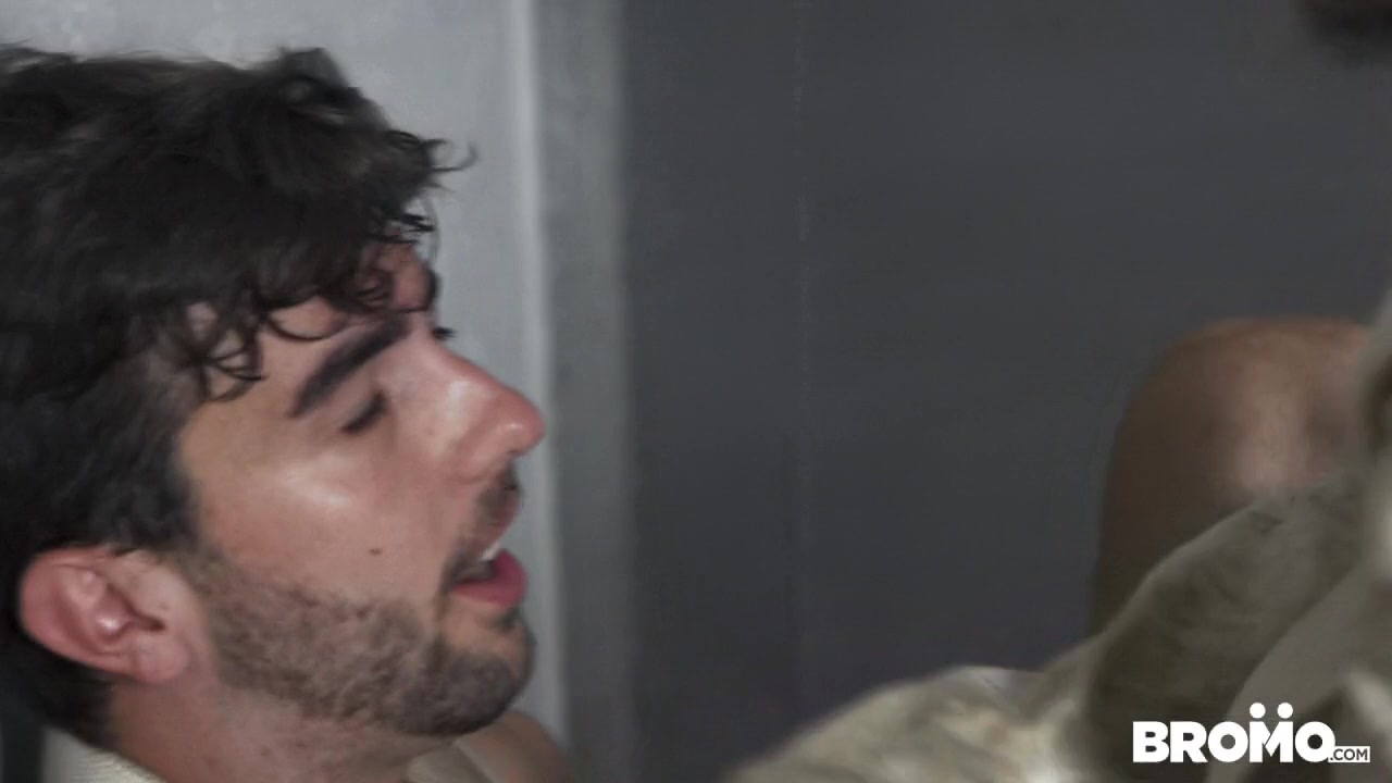 Noah Scott in Twisted Fucker - BROMO