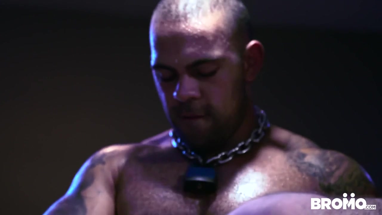 Lorenzo Flexx & Scott Ambrose in Pups 2 - BROMO